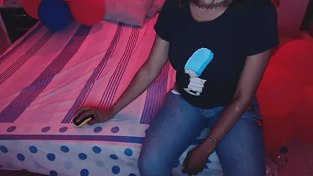 Snapshot of SashaBrianna99 chatting on 02-18-25, 03:10 SashaBrianna99 online show from 02-18-25, 03:10