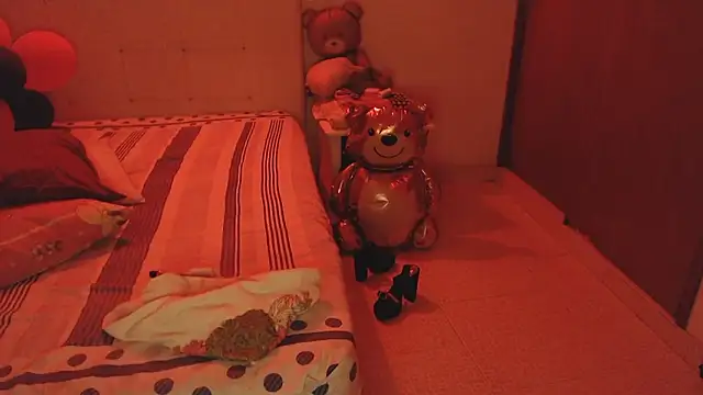 Snapshot of SashaBrianna99 chatting on 03-09-25, 03:32 SashaBrianna99 online show from 03-09-25, 03:32