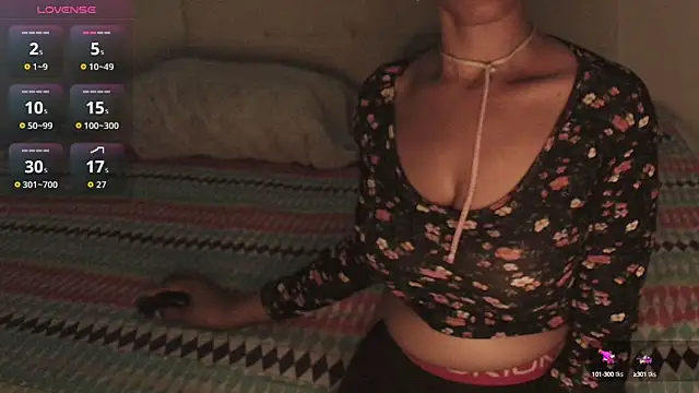 Snapshot of SashaBrianna99 chatting on 09-18-25, 01:51 SashaBrianna99 online show from 09-18-25, 01:51