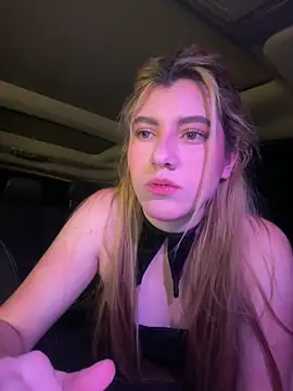 Snapshot of ARITOO_ chatting on 12-06-24, 04:47 ARITOO online show from 12-06-24, 04:47