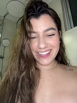 Snapshot of ARITOO_ chatting on 02-08-25, 03:30 ARITOO online show from 02-08-25, 03:30