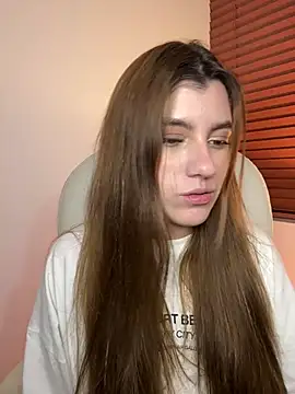 Snapshot of ARITOO_ chatting on 02-24-25, 03:33 ARITOO online show from 02-24-25, 03:33