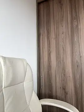 Snapshot of ARITOO_ chatting on 03-16-25, 03:50 ARITOO online show from 03-16-25, 03:50