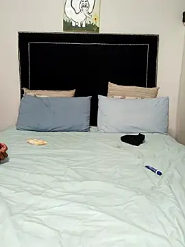 contagiousqueen online show from 02-13-26, 11:12