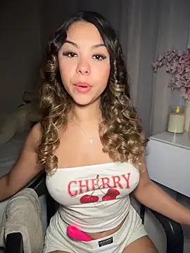 tuckersabrina online show from 02-07-26, 01:26