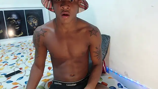 Snapshot of Alid_17 chatting on 12-07-24, 06:48 Alid 17 online show from 12-07-24, 06:48