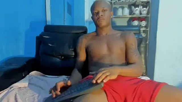 Snapshot of Alid_17 chatting on 11-07-25, 07:19 Alid 17 online show from 11-07-25, 07:19