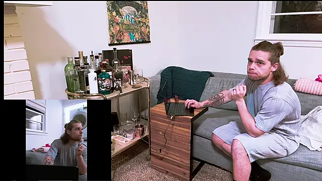 Snapshot of DaddydayDrinkzz chatting on 01-28-25, 05:32 DaddydayDrinkzz online show from 01-28-25, 05:32