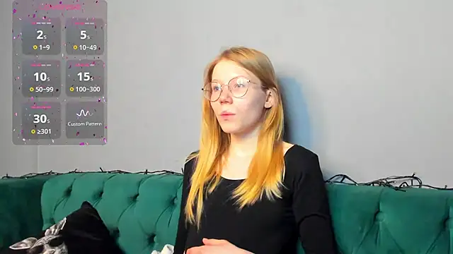 Esme Runn online show from 01-17-25, 10:44