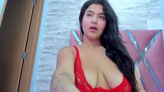 Snapshot of charlotterichardss chatting on 01-18-25, 11:43 charlotterichardss online show from 01-18-25, 11:43