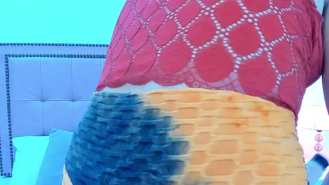 Snapshot of CarolinaGlamour chatting on 03-16-25, 07:06 CarolinaGlamour online show from 03-16-25, 07:06