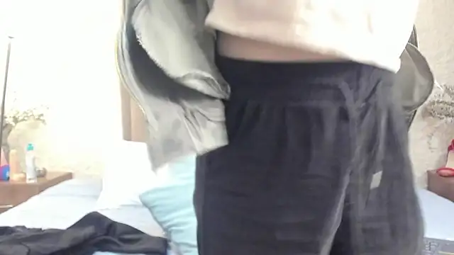 Snapshot of CarolinaGlamour chatting on 09-20-25, 02:34 CarolinaGlamour online show from 09-20-25, 02:34