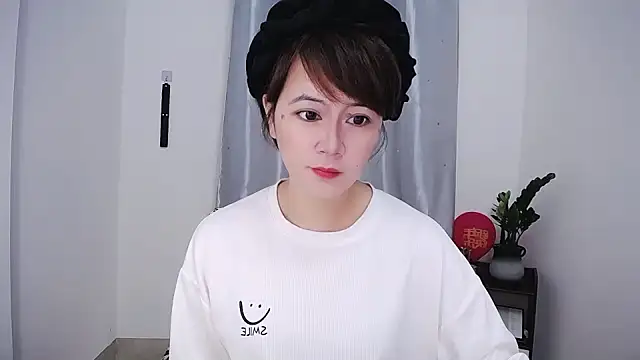 Snapshot of Fan_ting chatting on 01-03-25, 02:32 Fan ting online show from 01-03-25, 02:32