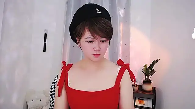 Snapshot of Fan_ting chatting on 01-06-25, 11:29 Fan ting online show from 01-06-25, 11:29