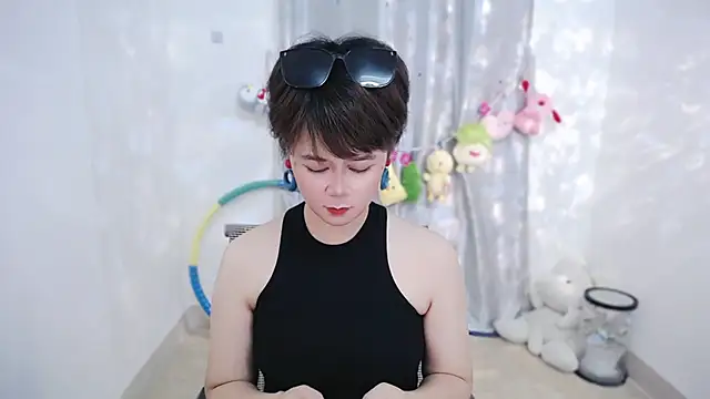 Snapshot of Fan_ting chatting on 09-16-25, 01:12 Fan ting online show from 09-16-25, 01:12