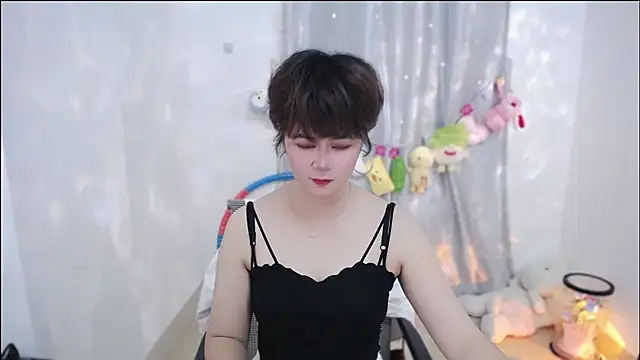 Fan ting online show from 10-12-25, 03:27