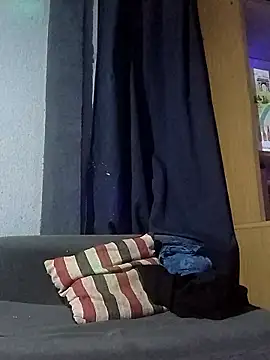 Alma-Mora online show from 01-11-26, 01:21