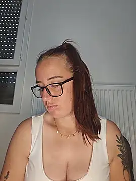 lindsay 33off online show from 06-20-26, 07:44