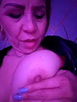 Snapshot of SamanthaaJoness chatting on 09-20-25, 05:03 SamanthaaJoness online show from 09-20-25, 05:03