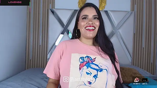 Snapshot of Jeen_Taylor chatting on 09-26-25, 04:05 Jeen Taylor online show from 09-26-25, 04:05