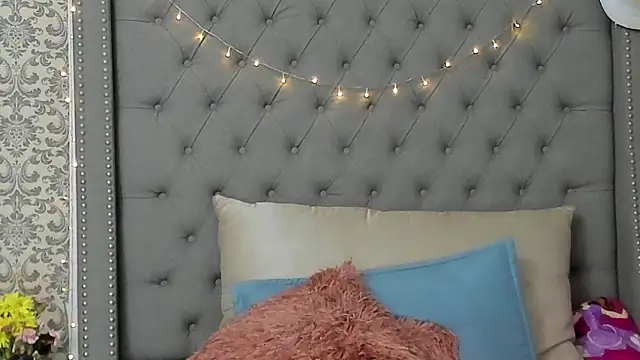 evafoxs online show from 12-05-24, 06:10