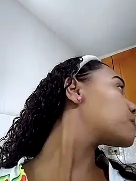 evafoxs online show from 12-11-24, 01:26