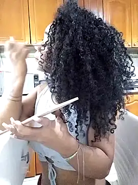 evafoxs online show from 12-28-24, 04:41