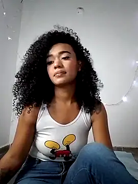 evafoxs online show from 02-04-25, 10:34