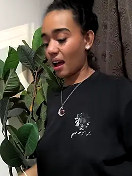 evafoxs online show from 09-18-25, 01:18