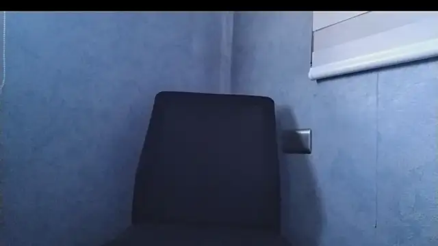 Snapshot of nextdoorneighbor chatting on 12-16-24, 07:10 nextdoorneighbor online show from 12-16-24, 07:10