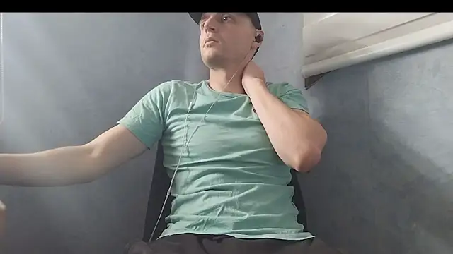 Snapshot of nextdoorneighbor chatting on 01-22-25, 06:31 nextdoorneighbor online show from 01-22-25, 06:31