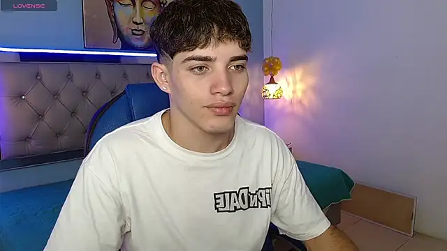 AlejooTwink online show from 01-08-25, 05:59