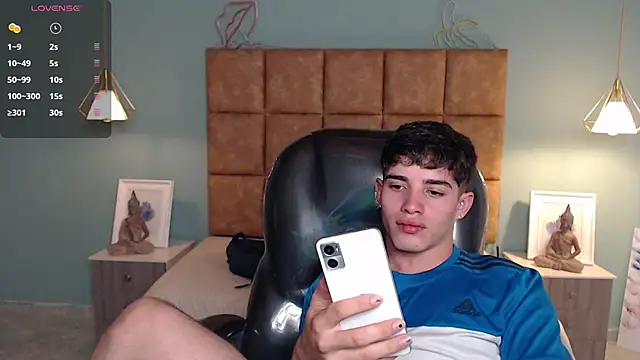 AlejooTwink online show from 01-10-25, 08:48