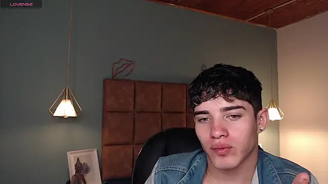 AlejooTwink online show from 02-07-25, 07:17