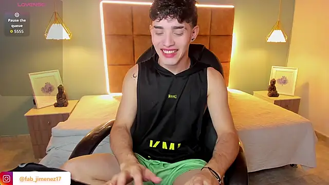 AlejooTwink online show from 12-05-25, 01:03