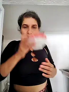 siri duque online show from 02-10-25, 02:37