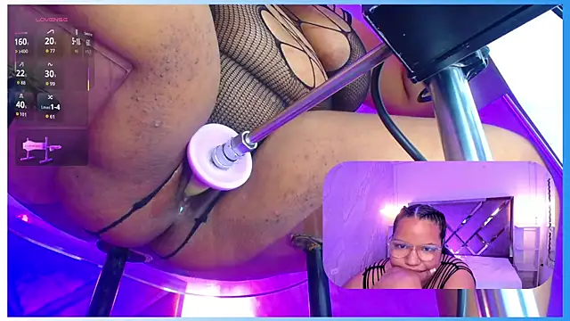 MhiaRey online show from 05-12-26, 01:19
