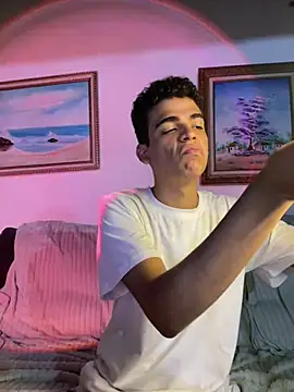 Snapshot of Leo_bunny_hot chatting on 01-06-25, 03:09 Leo bunny hot online show from 01-06-25, 03:09