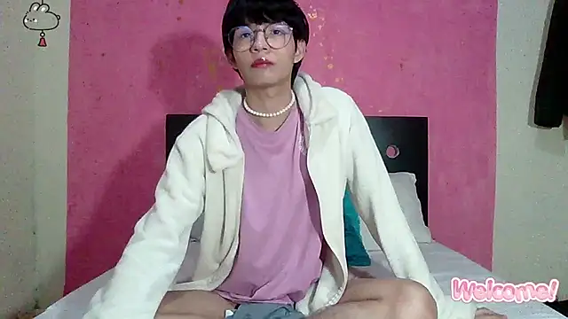 Snapshot of seung_vinblue chatting on 12-07-24, 12:13 seung vinblue online show from 12-07-24, 12:13