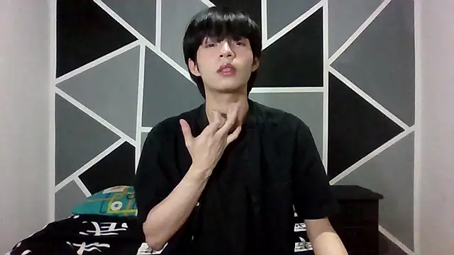 Snapshot of seung_vinblue chatting on 11-11-25, 10:21 seung vinblue online show from 11-11-25, 10:21