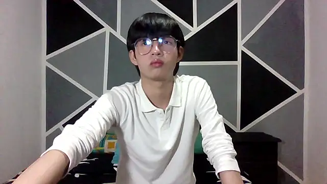 Snapshot of seung_vinblue chatting on 11-15-25, 12:08 seung vinblue online show from 11-15-25, 12:08