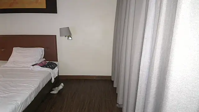 Snapshot of Reneta_Rebekka_Lopez chatting on 03-08-25, 12:44 Reneta Rebekka Lopez online show from 03-08-25, 12:44