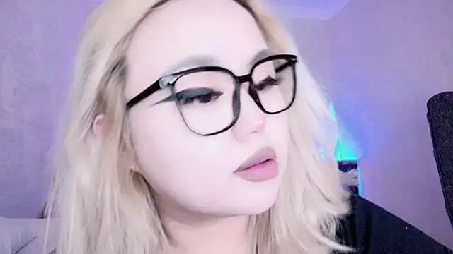 amelia sunlight online show from 12-16-24, 12:26