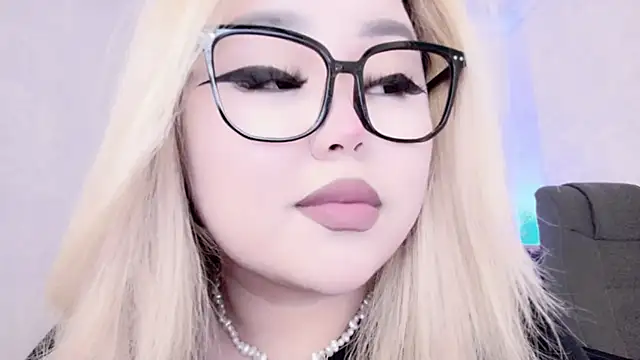 amelia sunlight online show from 01-18-25, 10:49