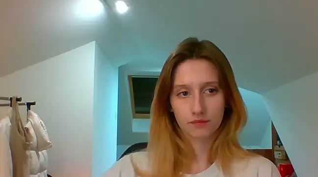 LUNA delight online show from 12-23-24, 05:54