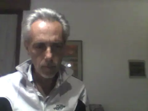 lombardodop73 online show from 05-10-26, 07:08