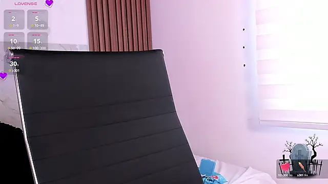 Alice noir online show from 03-08-25, 04:39