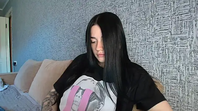 Liana diva online show from 05-06-26, 10:53