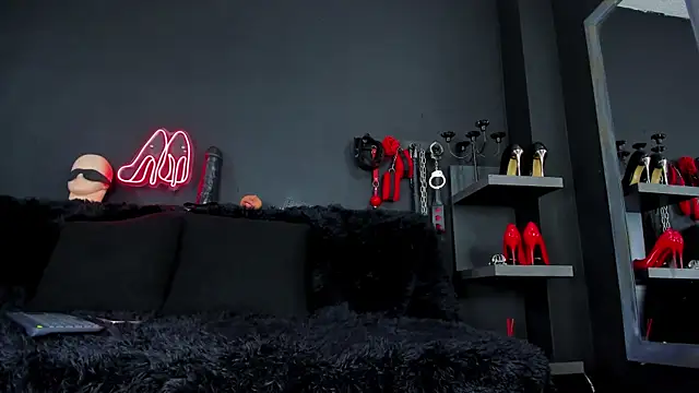 DelaneyStone online show from 10-07-25, 09:01