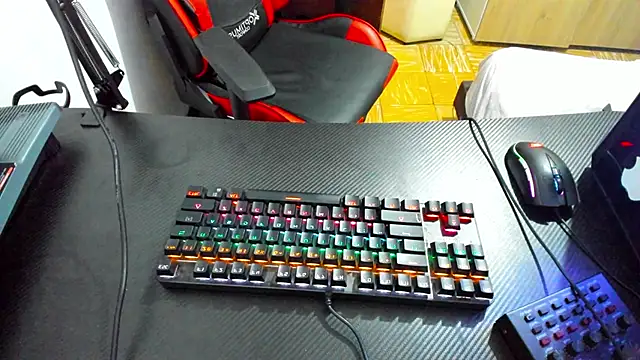 Calihotcaliente277 online show from 02-05-25, 01:00